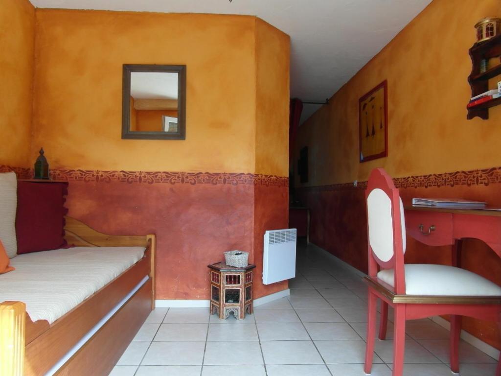 Chambres D'Hotes Domaine De Compostelle Casteide-Candau Bilik gambar